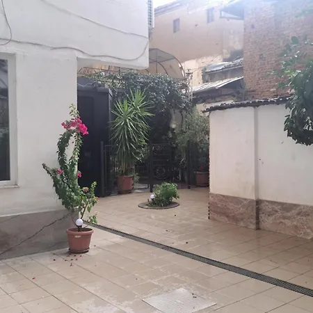 Morfeas بيت ضيافة
